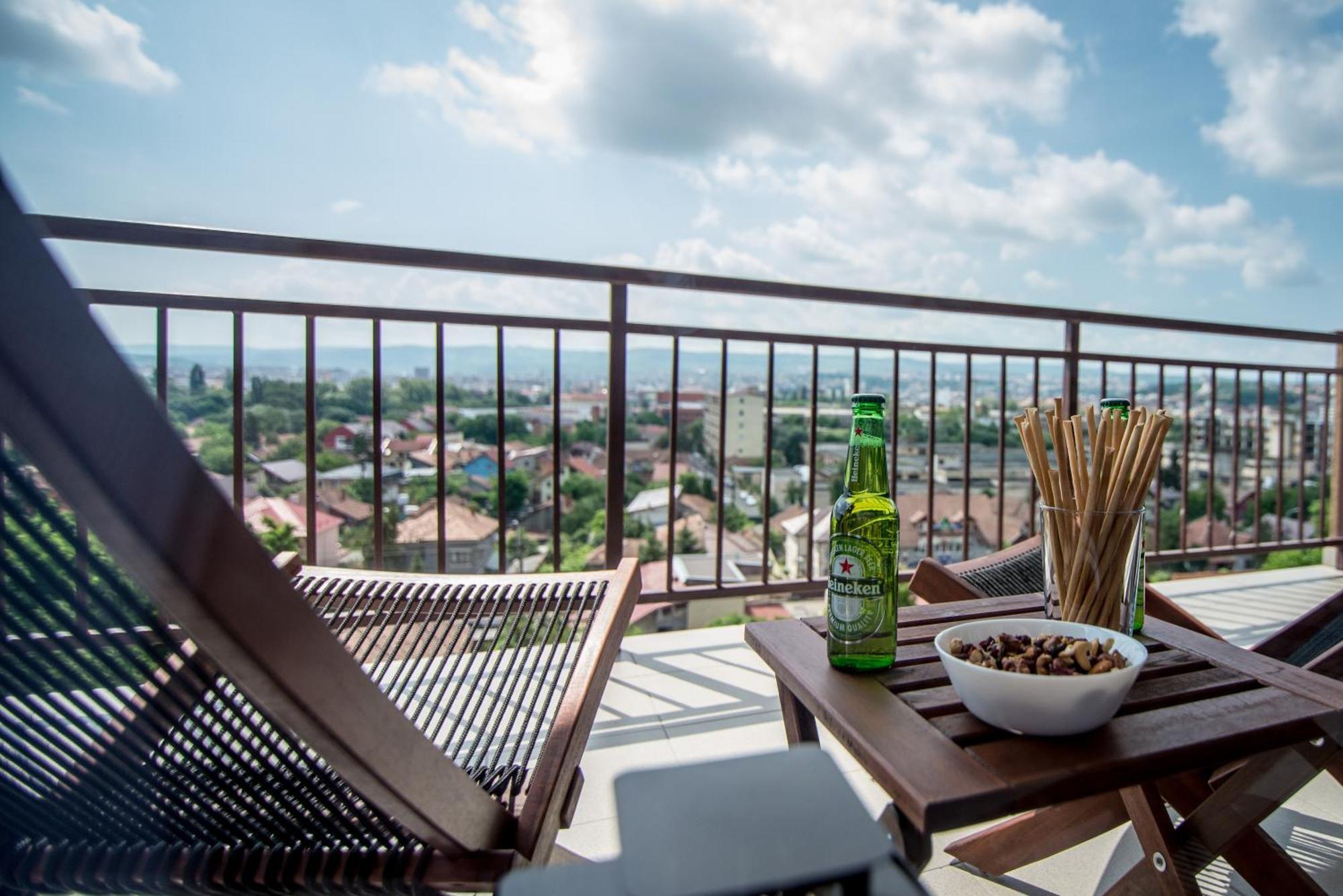 The Aviator Apartment - Jacuzzi & Panoramic View Cluj-Napoca Luaran gambar